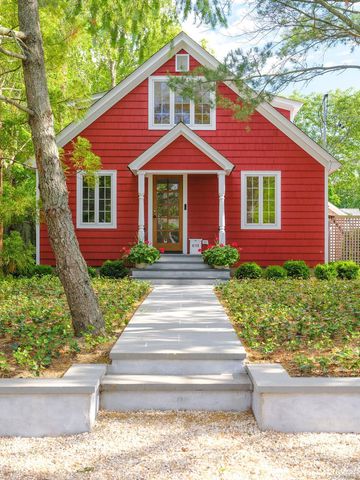 175 AKA 611 Maple Street, Greenport, NY 11944