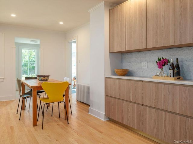 175 AKA 611 Maple Street, Greenport, NY 11944