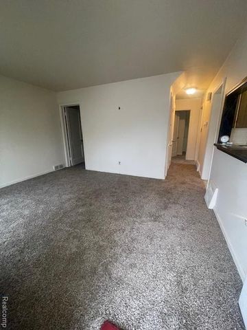 23784 Brittany Avenue, Eastpointe, MI 48021