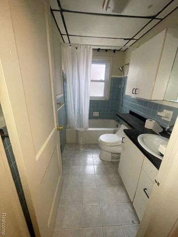 23784 Brittany Avenue, Eastpointe, MI 48021