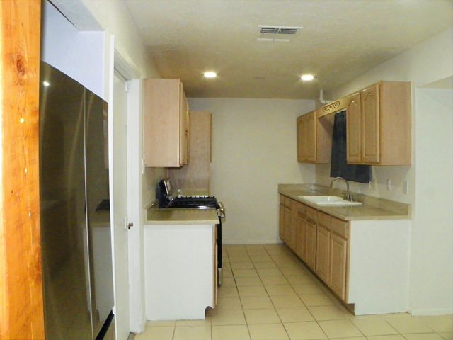 12805 Turquoise Avenue NE, Albuquerque, NM 87123