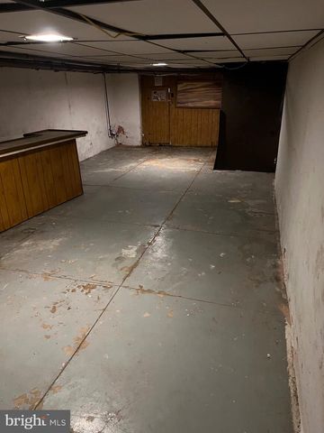 4941 N FRONT ST, Philadelphia, PA 19120