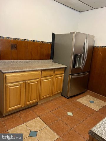 4941 N FRONT ST, Philadelphia, PA 19120