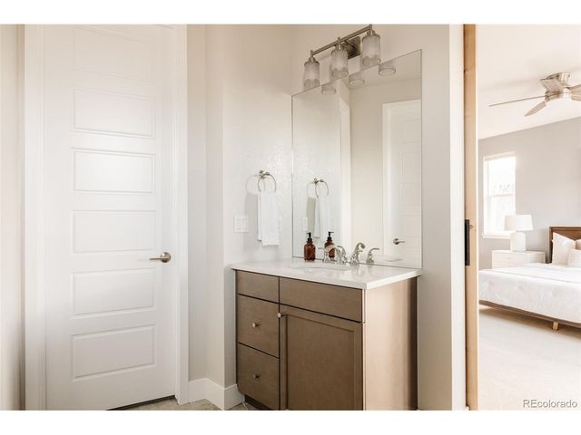 2739 Jamaica St, Denver, CO 80238