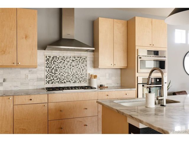 2739 Jamaica St, Denver, CO 80238