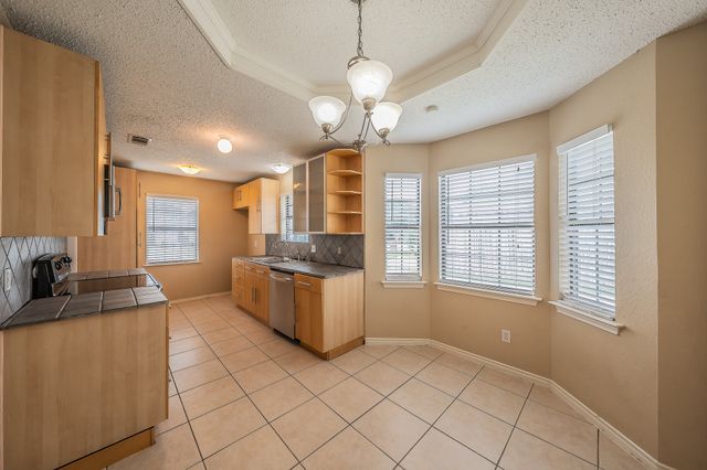 641 Park Lane, Highland Village, TX 75077