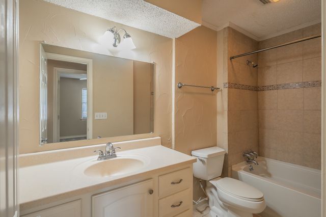 641 Park Lane, Highland Village, TX 75077