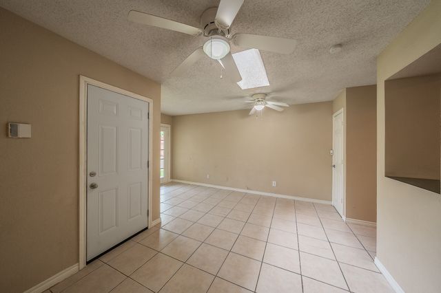 641 Park Lane, Highland Village, TX 75077