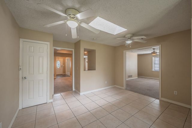 641 Park Lane, Highland Village, TX 75077
