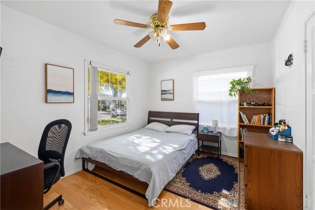 17419 Leadwell, Los Angeles, CA 91406