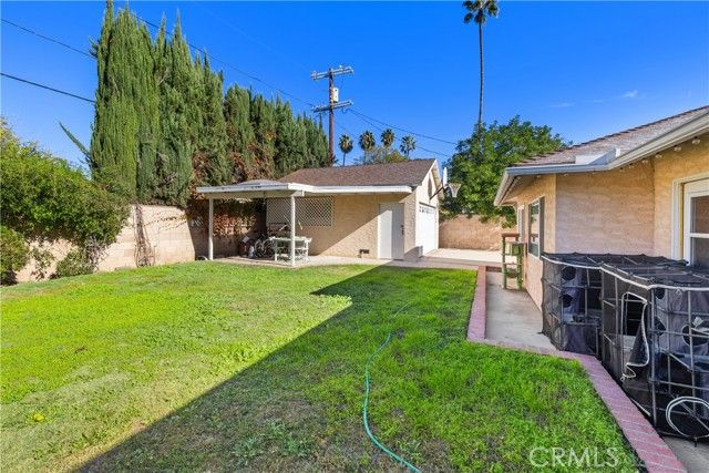 17419 Leadwell, Los Angeles, CA 91406