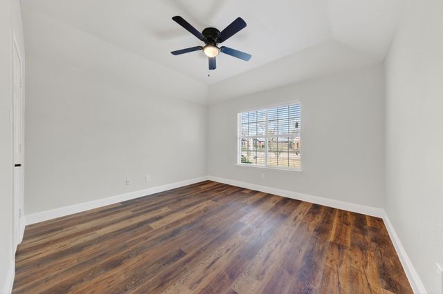 607 Rawlins Drive, Lancaster, TX 75146