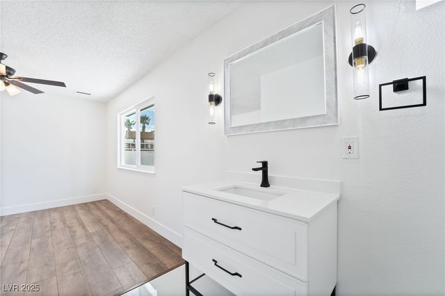 4312 Chrysalis Drive, Las Vegas, NV 89121