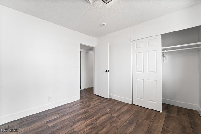 4312 Chrysalis Drive, Las Vegas, NV 89121