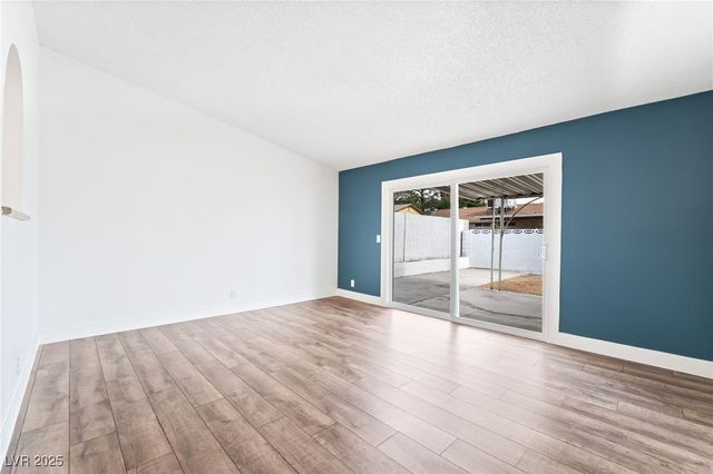 4312 Chrysalis Drive, Las Vegas, NV 89121