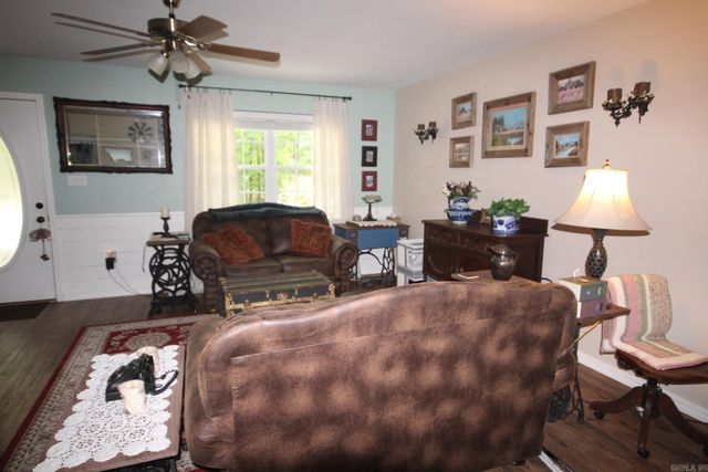 219 Hempstead 345, Nashville, AR 71852