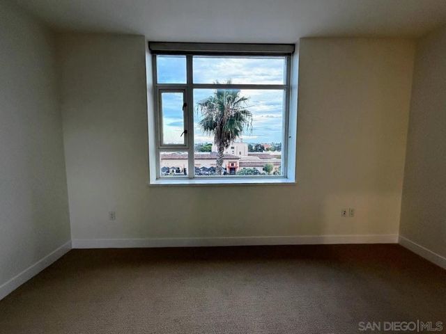 700 W Harbor Dr 404, San Diego, CA 92101