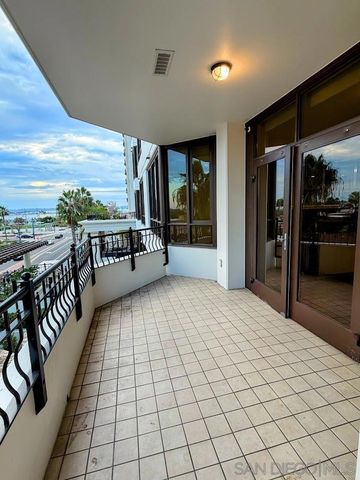 700 W Harbor Dr 404, San Diego, CA 92101