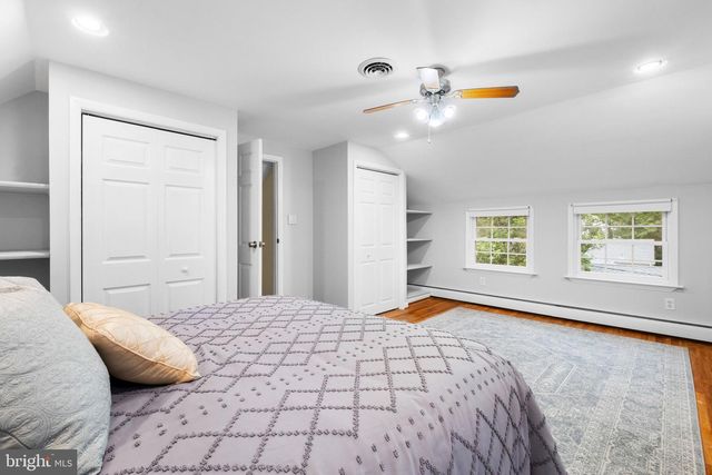 2 HOLLY DR, Medford, NJ 08055