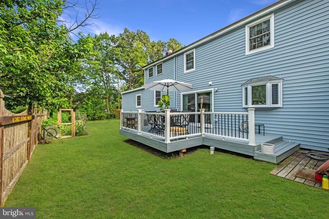 2 HOLLY DR, Medford, NJ 08055