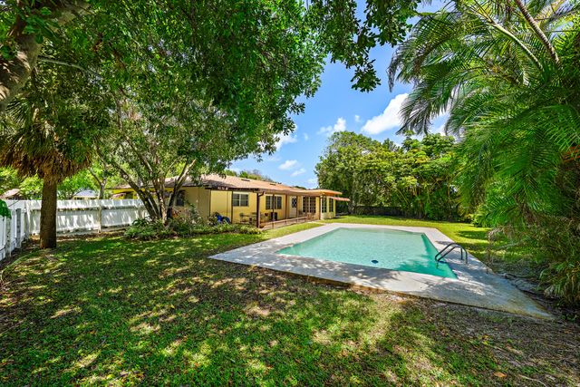 844 Anchorage Drive, North Palm Beach, FL 33408