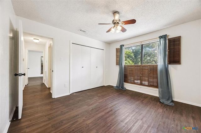 120 Pioneer TRL, San Marcos, TX 78666