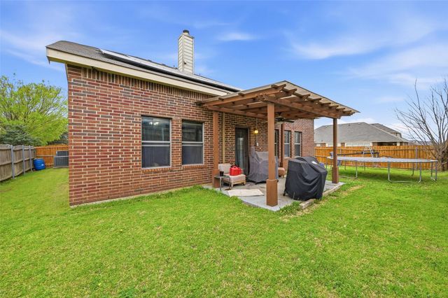1301 Concho Trail, Mansfield, TX 76063
