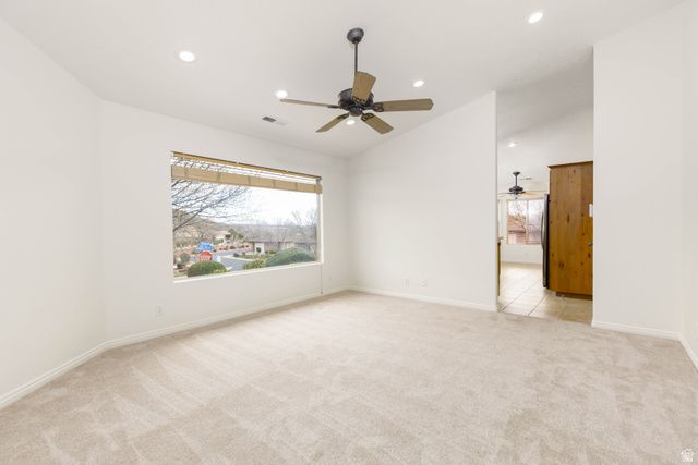 2072 S LEGACY DR, St. George, UT 84770