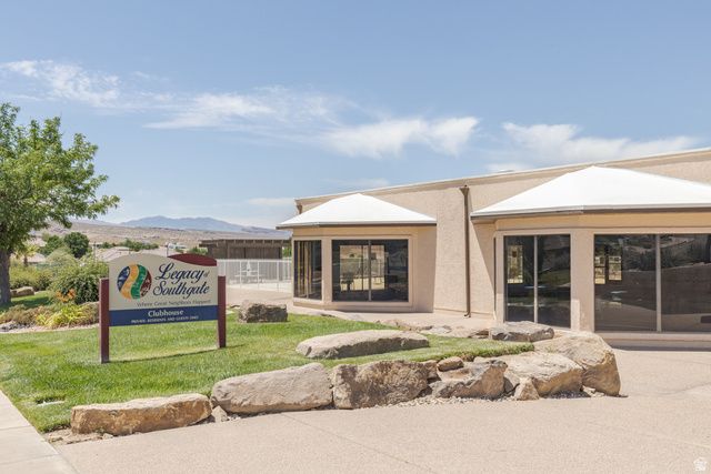 2072 S LEGACY DR, St. George, UT 84770