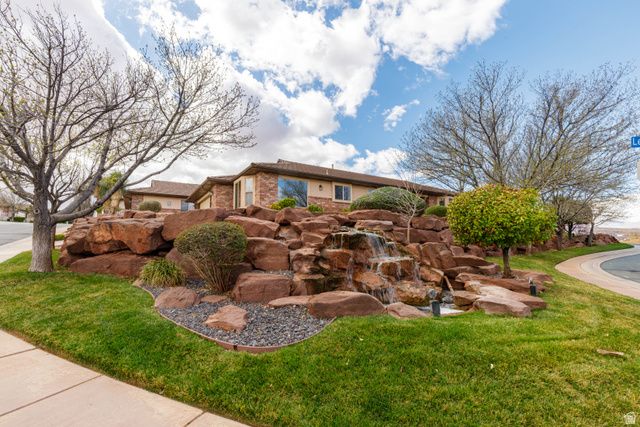 2072 S LEGACY DR, St. George, UT 84770