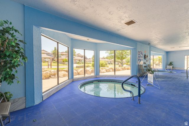 2072 S LEGACY DR, St. George, UT 84770