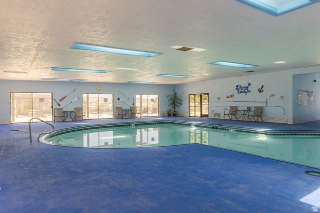 2072 S LEGACY DR, St. George, UT 84770
