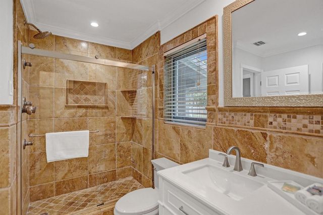 470 SE 4th Court, Pompano Beach, FL 33060