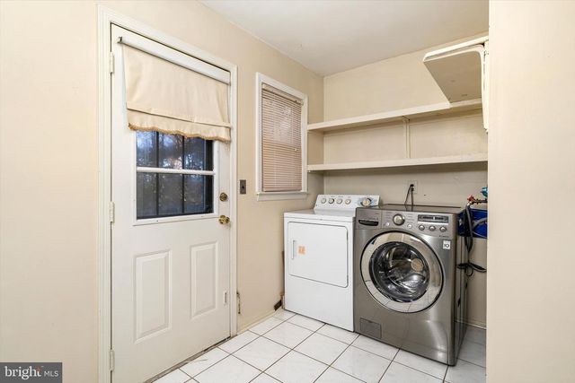 15 HERITAGE WAY, Lawrence Township, NJ 08648