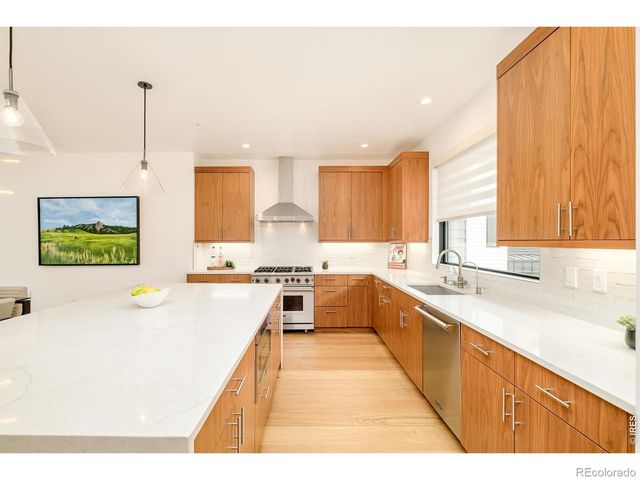 2455 Walnut Street, Boulder, CO 80302
