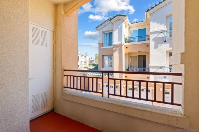 12372 Carmel Country Road 206, San Diego, CA 92130