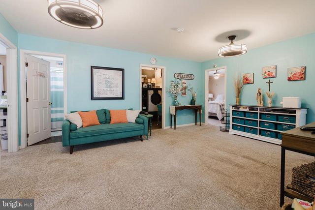 1 BOHEMIA RD, Bear, DE 19701