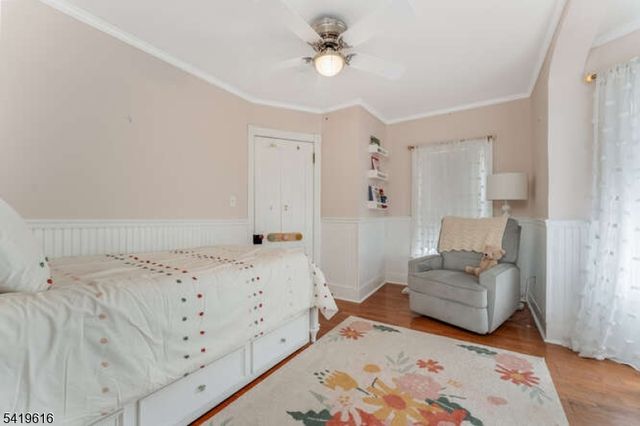 57 Main St, Lebanon Boro, NJ 08833