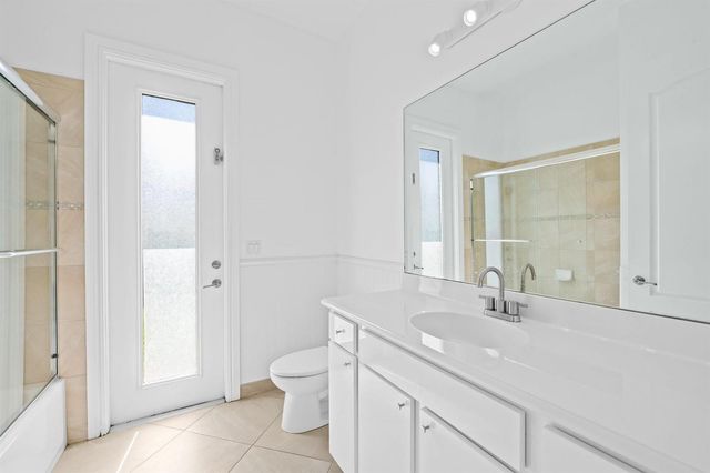 6412 SW 55th Place, Davie, FL 33314