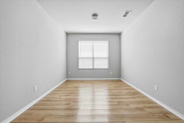 8009 Gangway Drive, Fort Worth, TX 76179