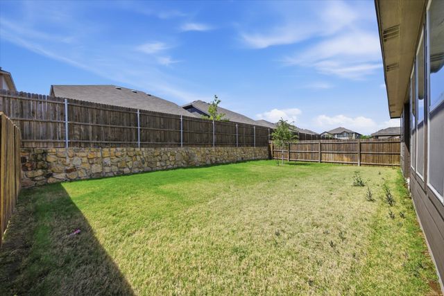 8009 Gangway Drive, Fort Worth, TX 76179