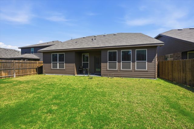 8009 Gangway Drive, Fort Worth, TX 76179