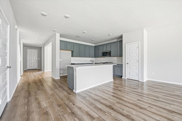 8009 Gangway Drive, Fort Worth, TX 76179