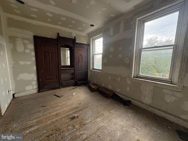 885 N 48TH ST, Philadelphia, PA 19139