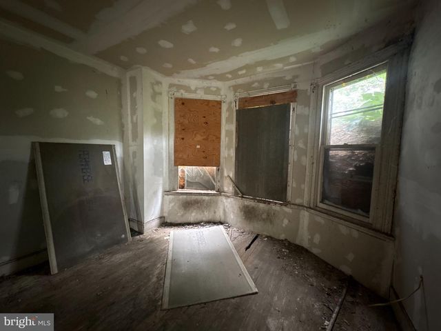 885 N 48TH ST, Philadelphia, PA 19139