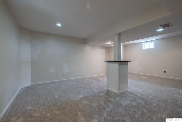 926 S 51st Avenue, Omaha, NE 68106