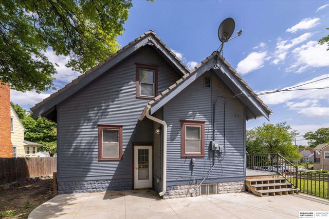 926 S 51st Avenue, Omaha, NE 68106