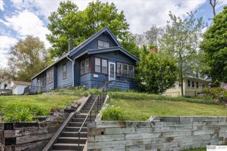 926 S 51st Avenue, Omaha, NE 68106