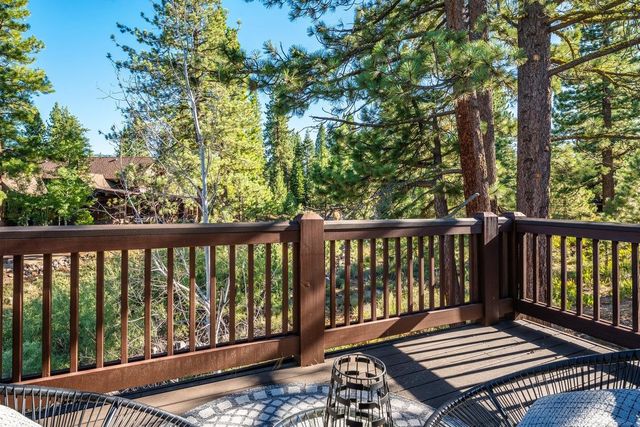 10235 Valmont Trail, Truckee, CA 96161