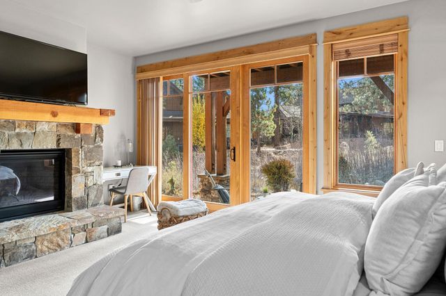 10235 Valmont Trail, Truckee, CA 96161